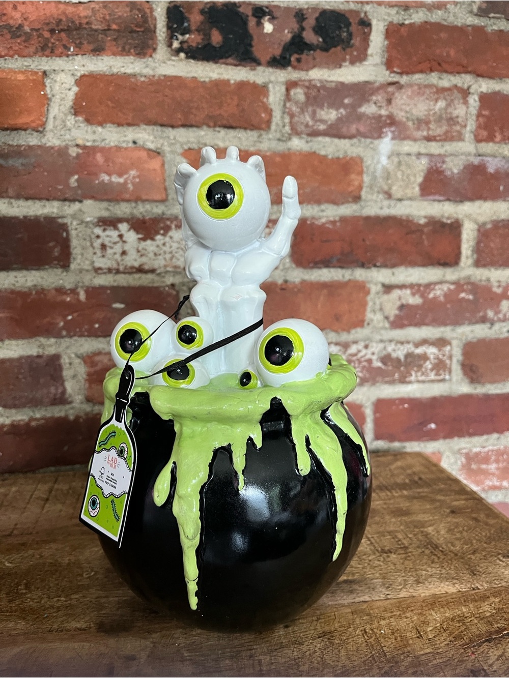 Spooky Eyeball Cauldron Holiday Décor in Black and Lime Green